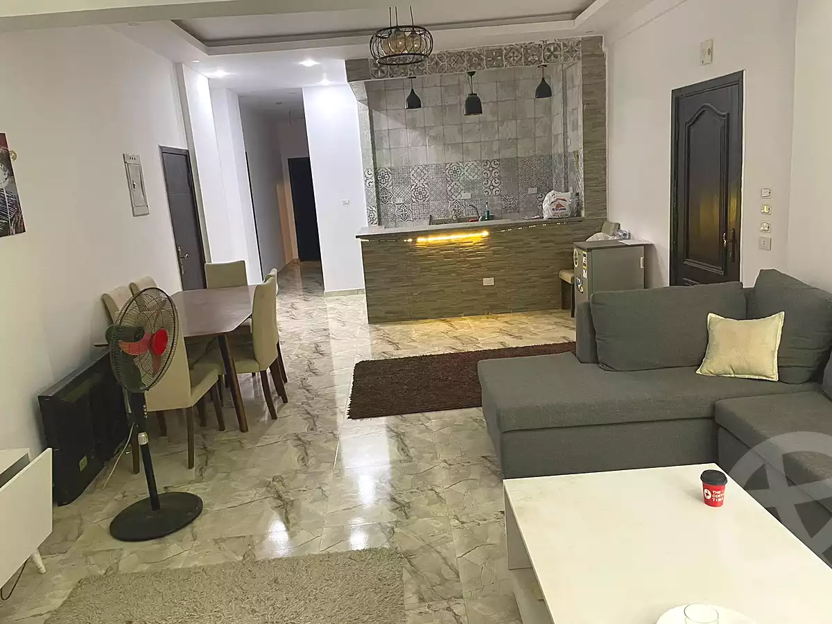 https://aqarmap.com.eg/en/listing/7365314-for-sale-cairo-el-sheikh-zayed-city-mntq-fr-y-bmdyn-lshykh-zyd