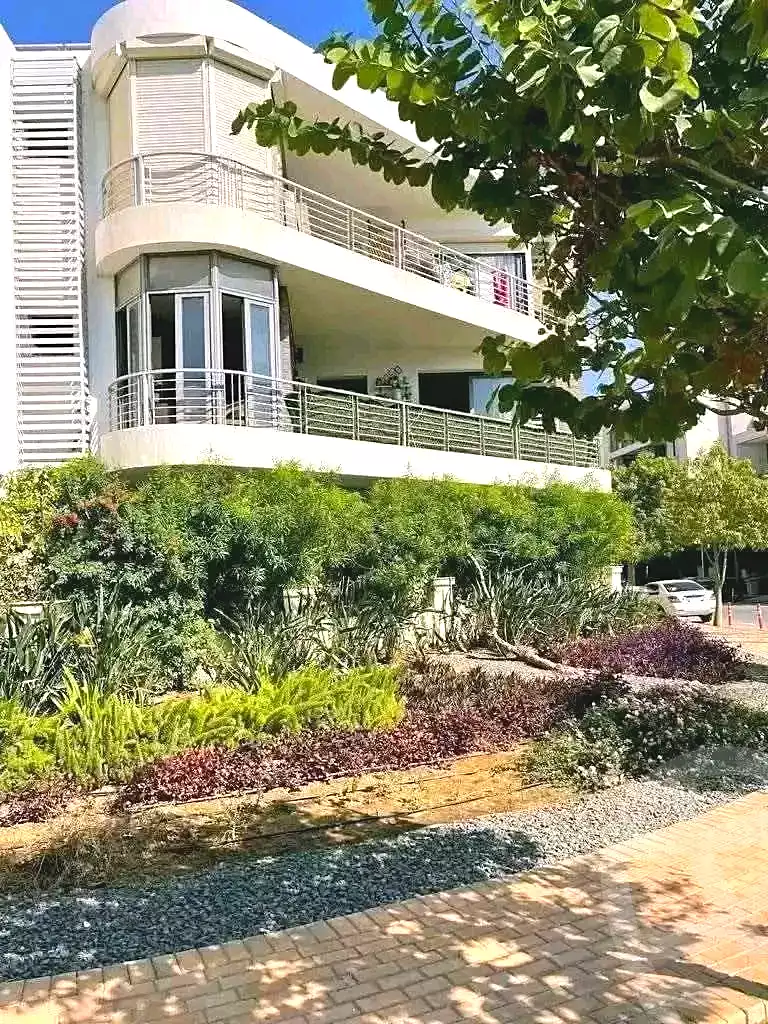 https://aqarmap.com.eg/en/listing/7365319-for-sale-cairo-new-cairo-compounds-tag-city-taj-sultan