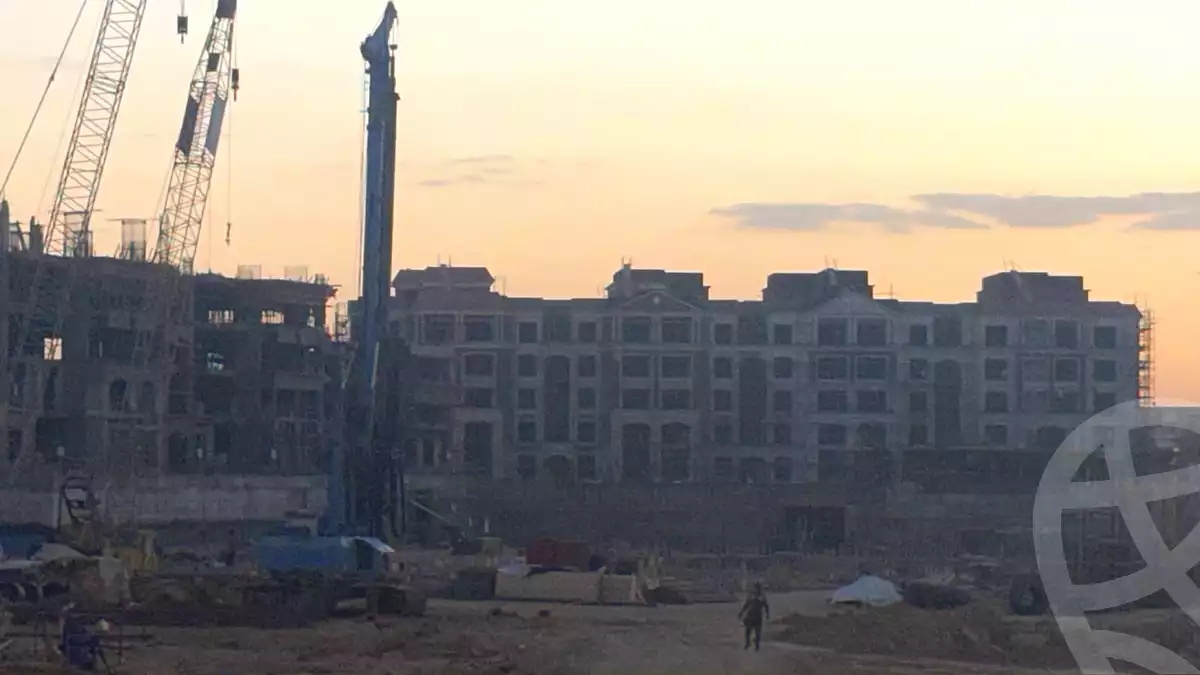 https://aqarmap.com.eg/en/listing/7365341-for-sale-cairo-new-cairo-compounds-regents-square-compound-al-dawlia