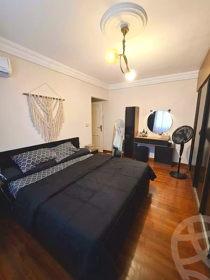 https://aqarmap.com.eg/ar/listing/7366267-for-sale-alexandria-glim-shr-bw-qyr-tryq-lhry