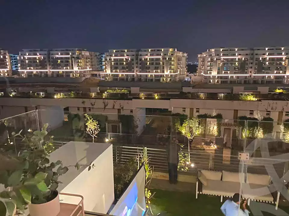 https://aqarmap.com.eg/en/listing/7367051-for-sale-cairo-new-cairo-compounds-mwntn-fyw-y-syty-creek-park-mountain-view-icity