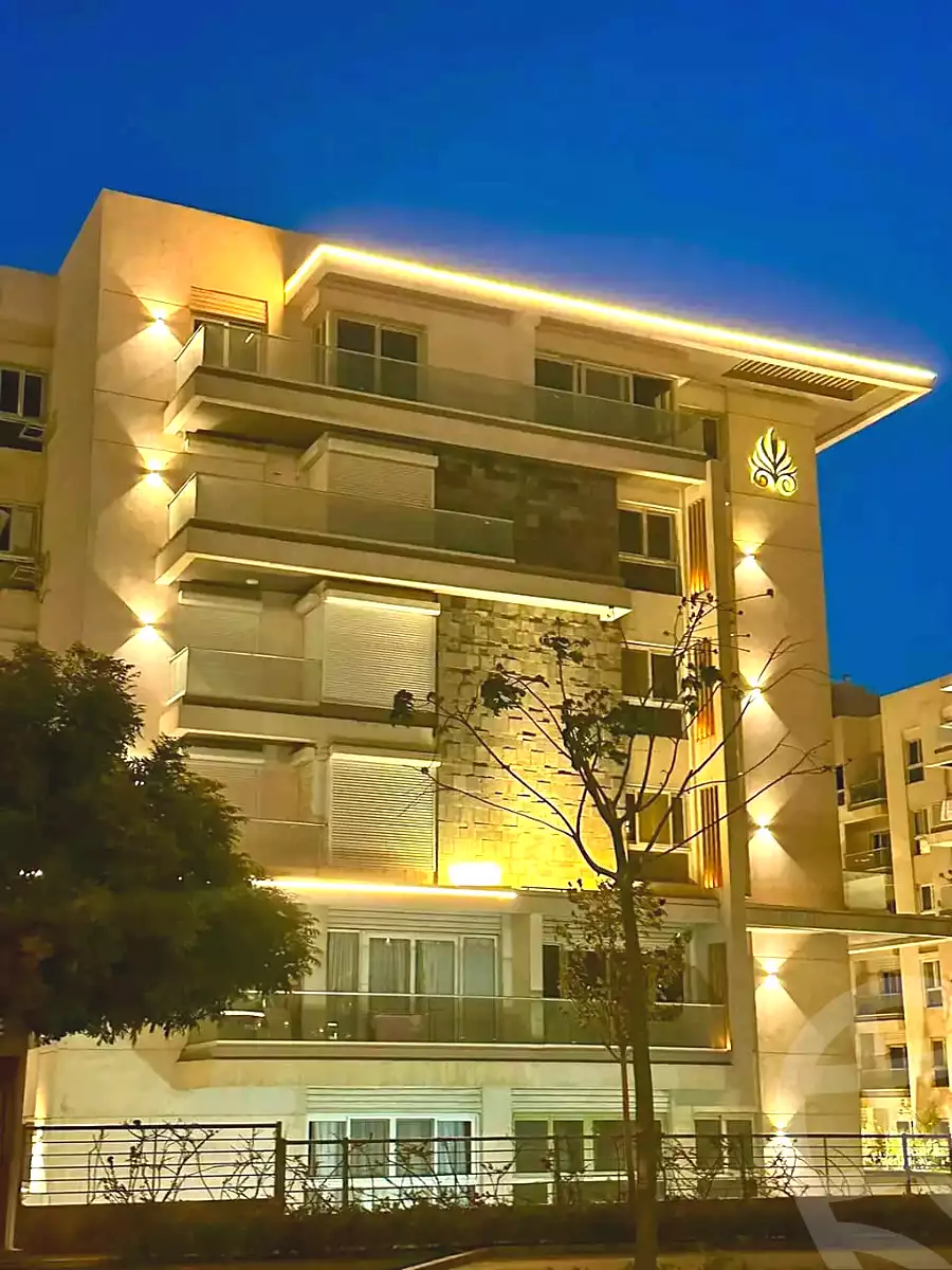https://aqarmap.com.eg/en/listing/7367060-for-sale-cairo-new-cairo-compounds-mwntn-fyw-y-syty-creek-park-mountain-view-icity