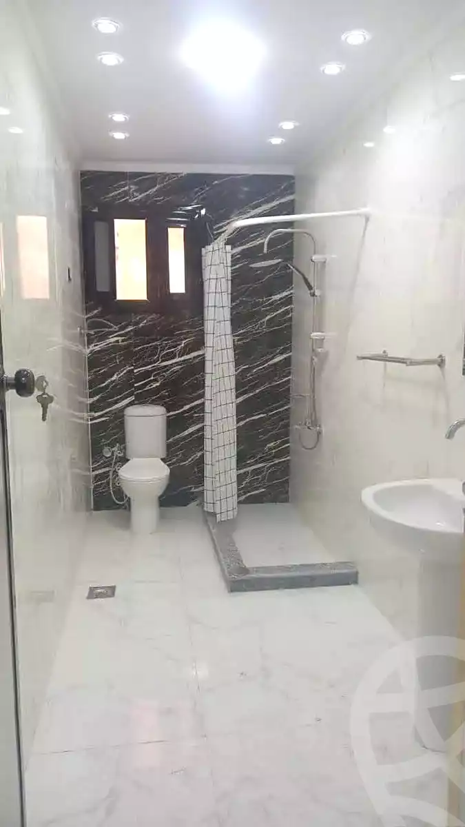 https://aqarmap.com.eg/ar/listing/7367779-for-sale-alexandria-al-agamy-lbytsh-bianchiii