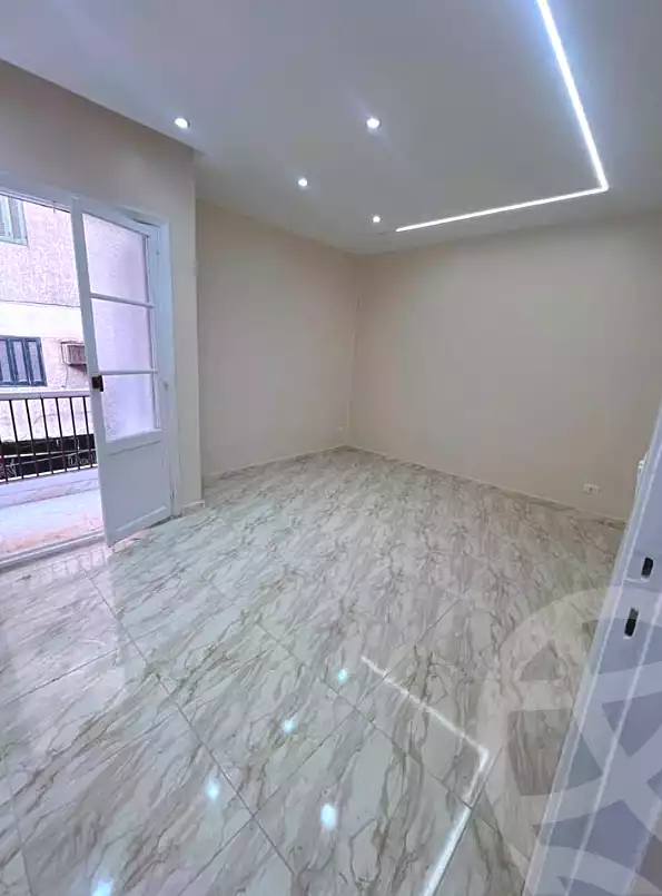 https://aqarmap.com.eg/ar/listing/7367968-for-sale-alexandria-lsywf-el-seyouf-bahri-abd-al-hadi-al-gazar-zayna-st