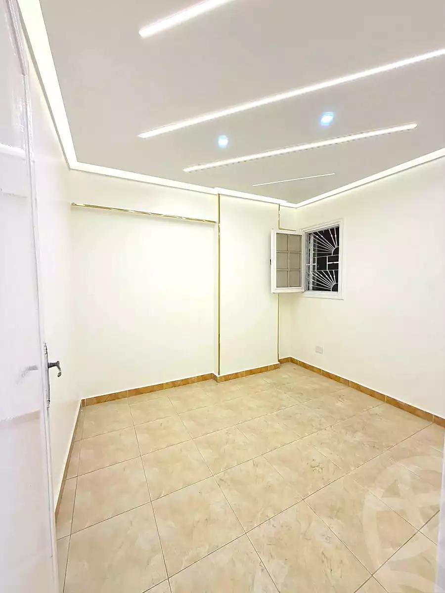 https://aqarmap.com.eg/ar/listing/7368077-for-sale-alexandria-sydy-bshr-sydy-bshr-bhry-shr-mhmwd-l-yswy