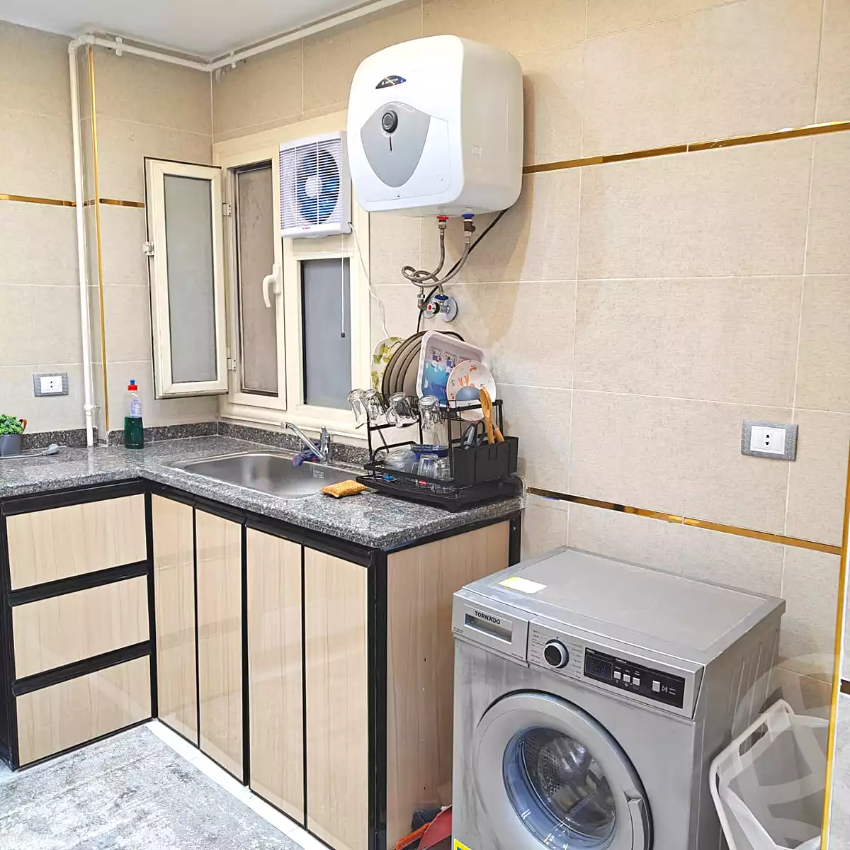 https://aqarmap.com.eg/en/listing/7368176-for-rent-alexandria-al-agamy-lbytsh-bianchiii-street-1