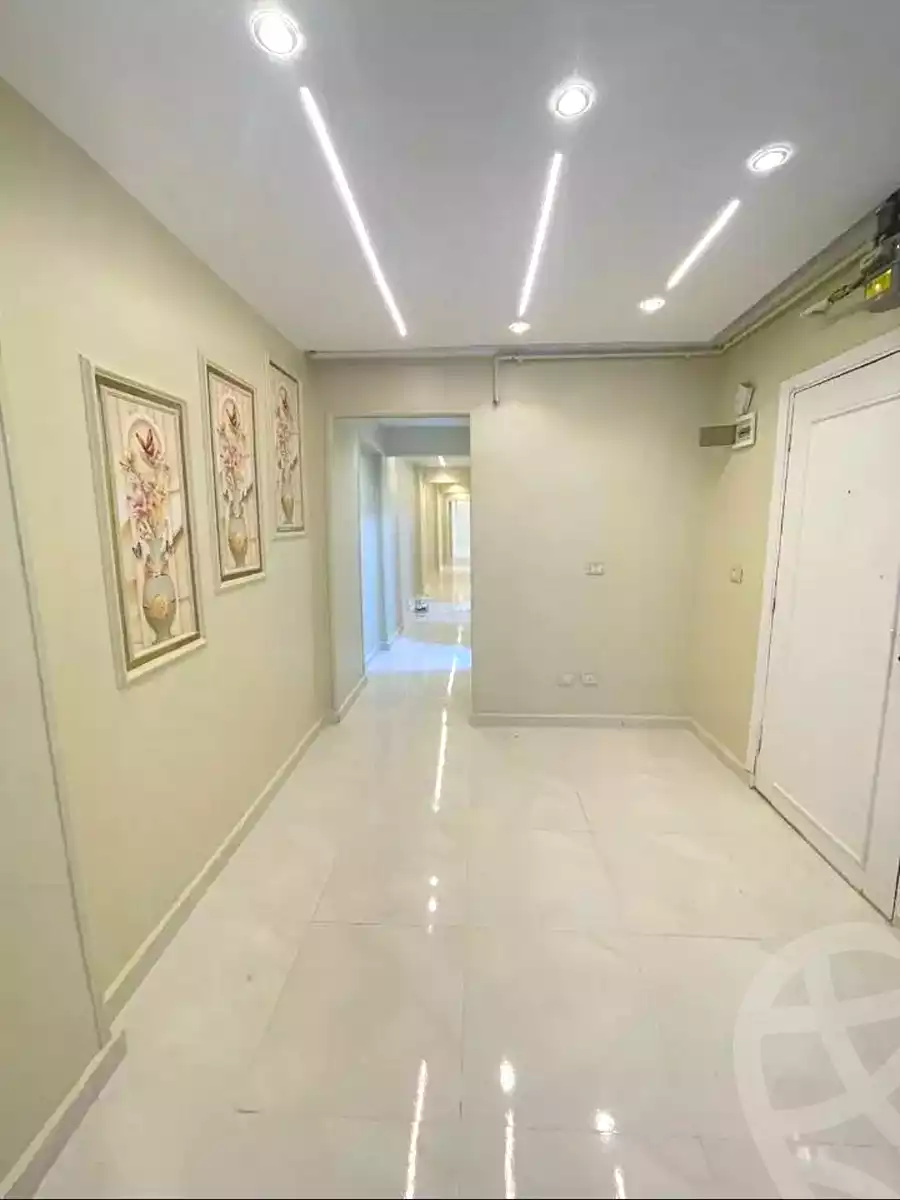 https://aqarmap.com.eg/ar/listing/7368627-for-sale-alexandria-sydy-bshr-sydy-bshr-bhry-gamal-abd-el-nasir-st
