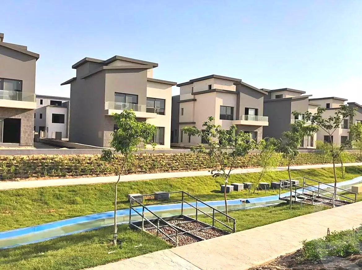 https://aqarmap.com.eg/ar/listing/7368916-for-sale-cairo-new-cairo-compounds-kmbwnd-kryk-twn-il-cazar