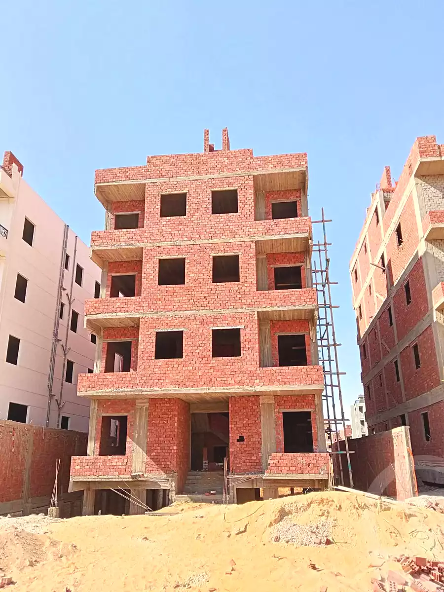 https://aqarmap.com.eg/ar/listing/7369108-for-sale-cairo-6th-of-october-hadaeq-october-golden-square