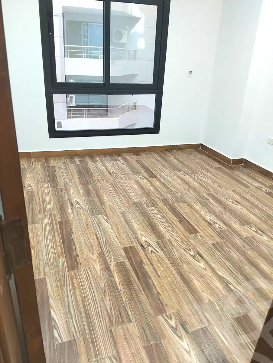 https://aqarmap.com.eg/en/listing/7369947-for-rent-cairo-el-maadi-compounds-rayhanah-plaza