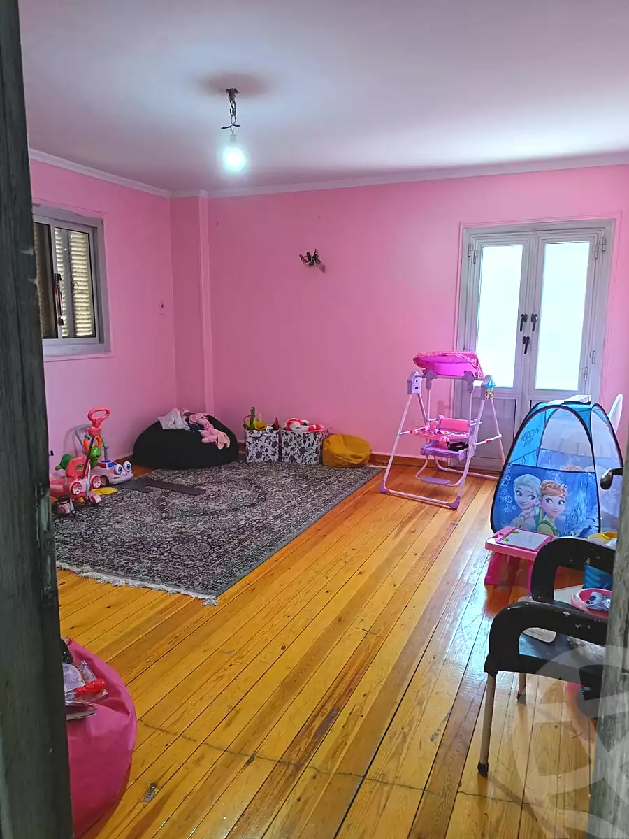 https://aqarmap.com.eg/ar/listing/7370011-for-sale-cairo-helwan-lmjwr-lrb-lmshrw-lmryky-street-104