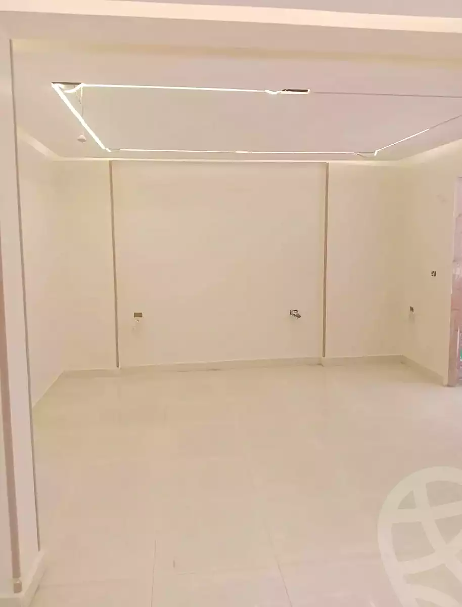 https://aqarmap.com.eg/ar/listing/7370072-for-sale-cairo-ain-shams-ain-shams-el-sharkia-el-eshrein-stt