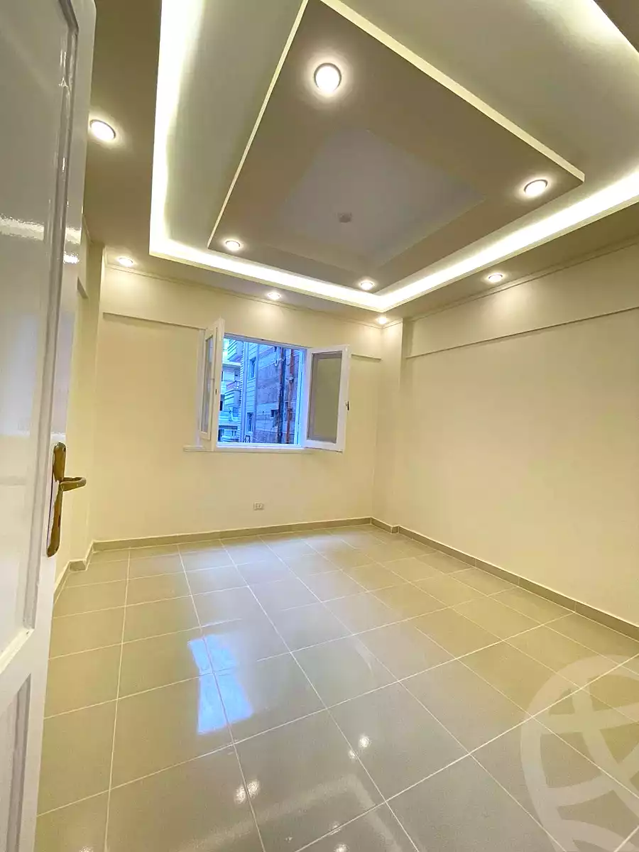 https://aqarmap.com.eg/ar/listing/7370150-for-sale-alexandria-al-agamy-shataa-el-nakheel
