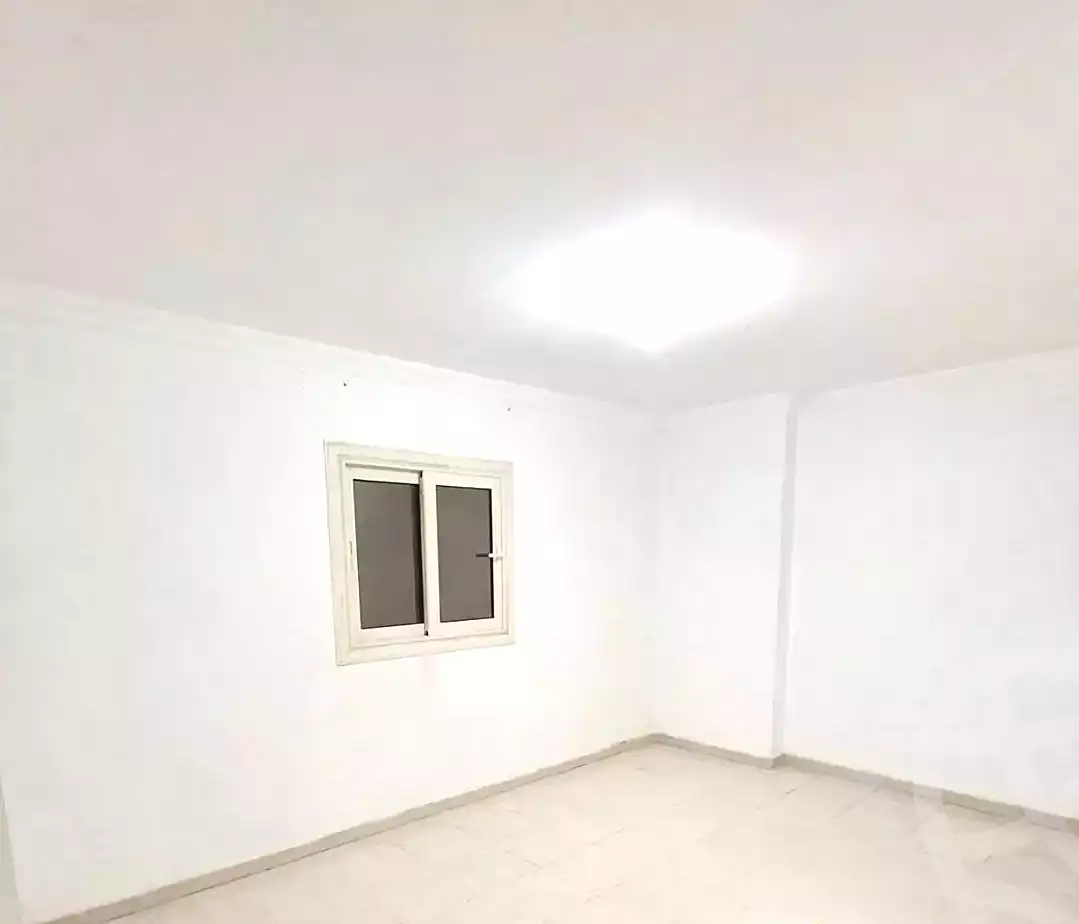 https://aqarmap.com.eg/ar/listing/7370971-for-rent-alexandria-lsywf-city-light-compound