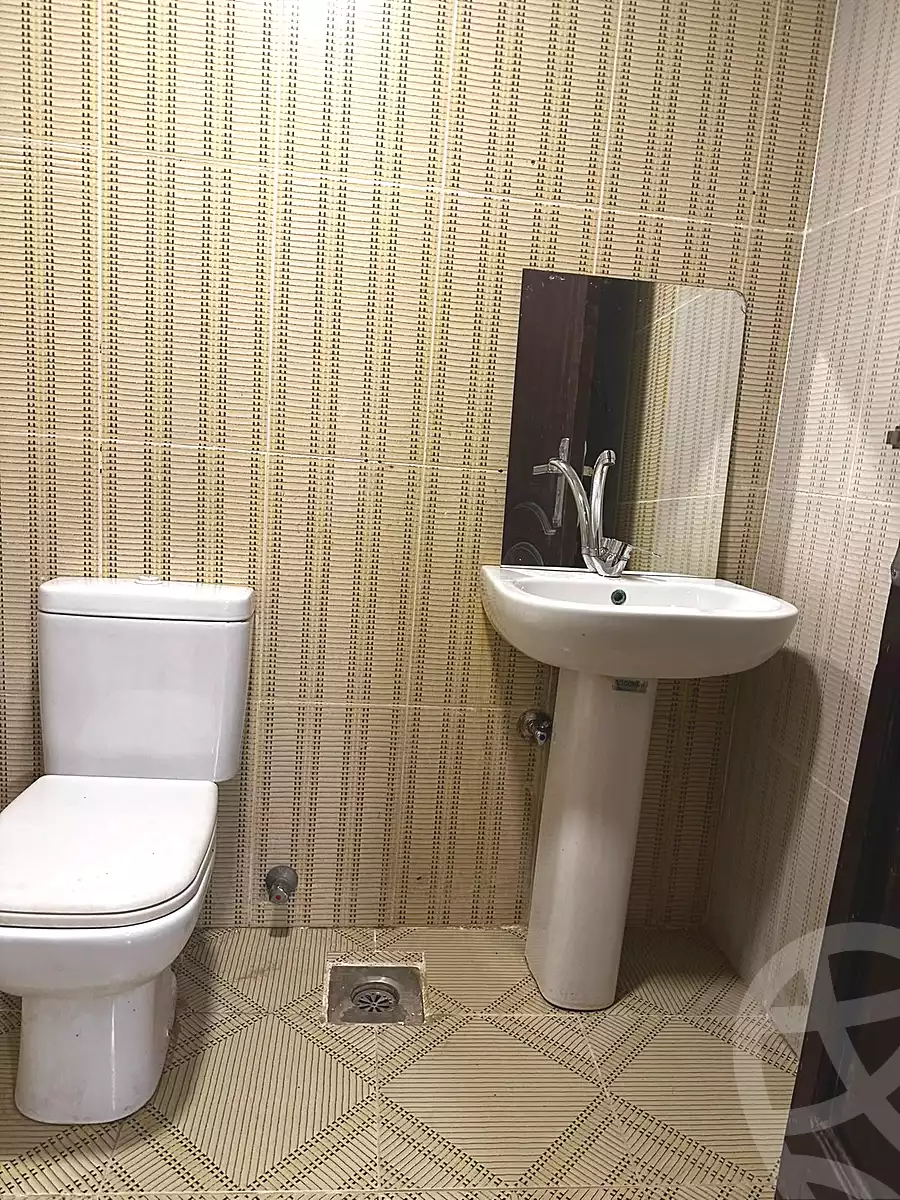 https://aqarmap.com.eg/en/listing/7371288-for-rent-cairo-el-sheikh-zayed-city-compounds-beverly-hills