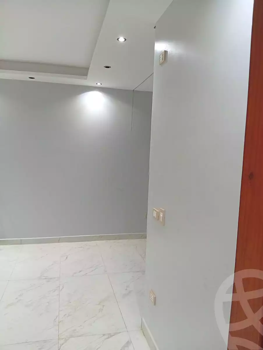 https://aqarmap.com.eg/ar/listing/7371384-for-rent-cairo-el-sheikh-zayed-city-el-hay-elsabeaa-lbstn