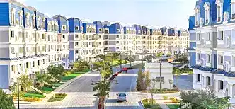 https://aqarmap.com.eg/ar/listing/7371404-for-sale-cairo-new-cairo-compounds-mountain-view-hyde-park