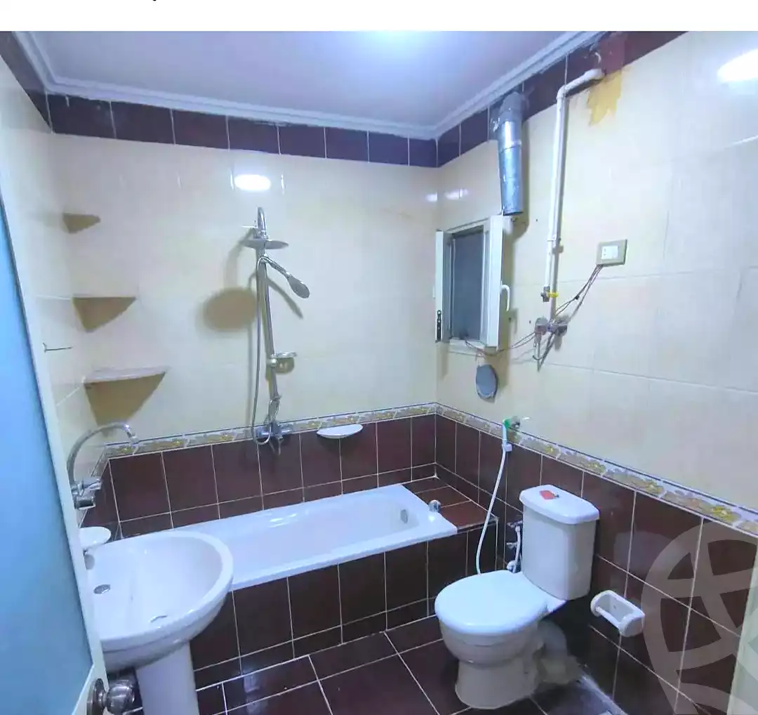 https://aqarmap.com.eg/ar/listing/7371580-for-sale-alexandria-lsywf-el-falki-street-16-el-eslah