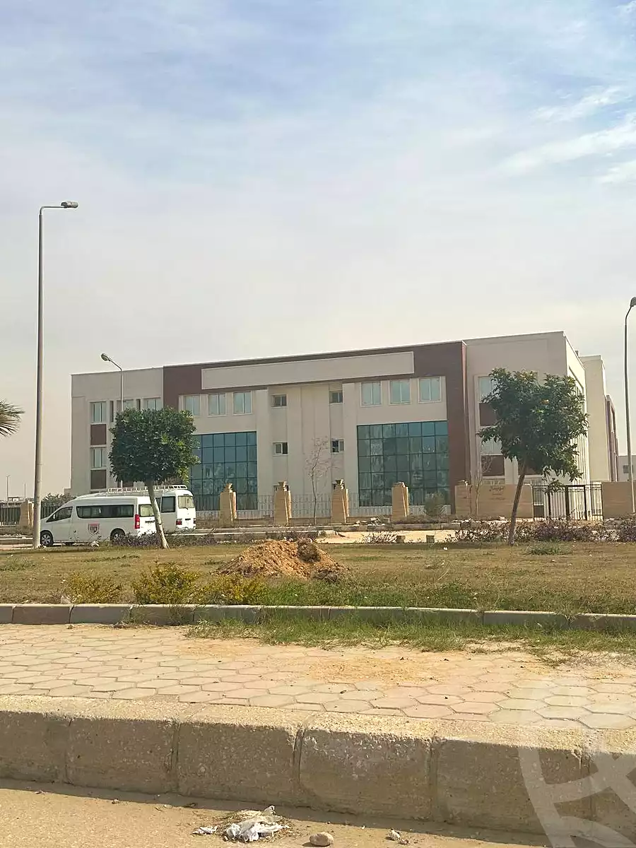 https://aqarmap.com.eg/ar/listing/7371816-for-sale-cairo-6th-of-october-hadaeq-october-golden-square