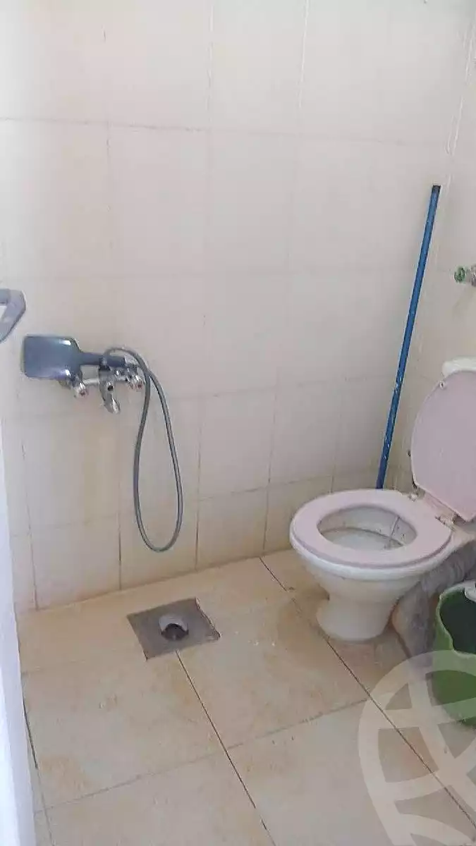 https://aqarmap.com.eg/ar/listing/7372257-for-rent-alexandria-bw-qyr