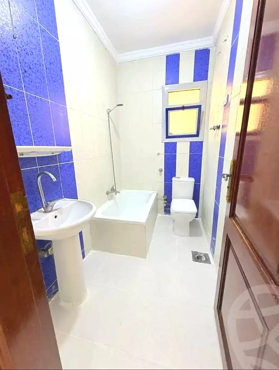 https://aqarmap.com.eg/ar/listing/7372496-for-sale-alexandria-al-agamy-shataa-el-nakheel