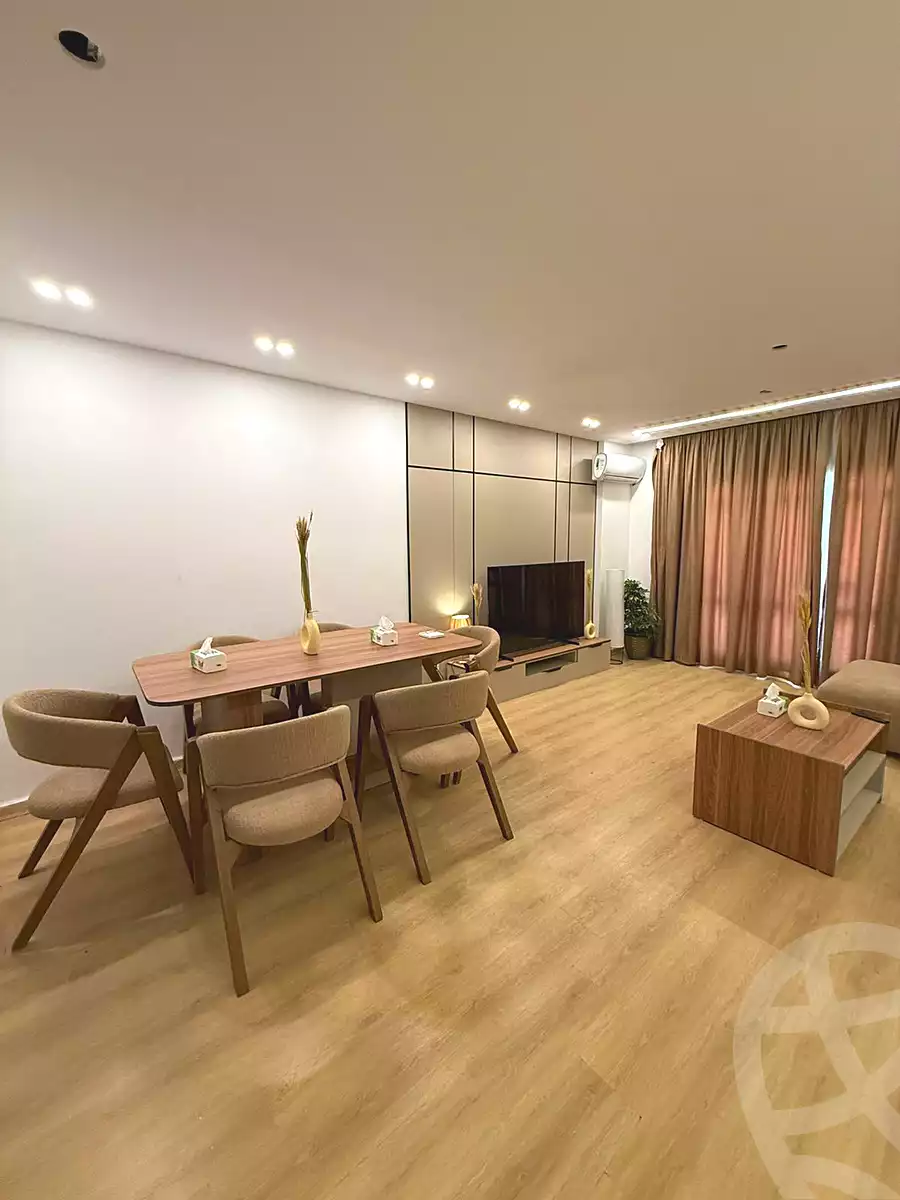 https://aqarmap.com.eg/ar/listing/7372618-for-rent-cairo-new-cairo-lrhb-city-phase-5-talaat-mostafa-st