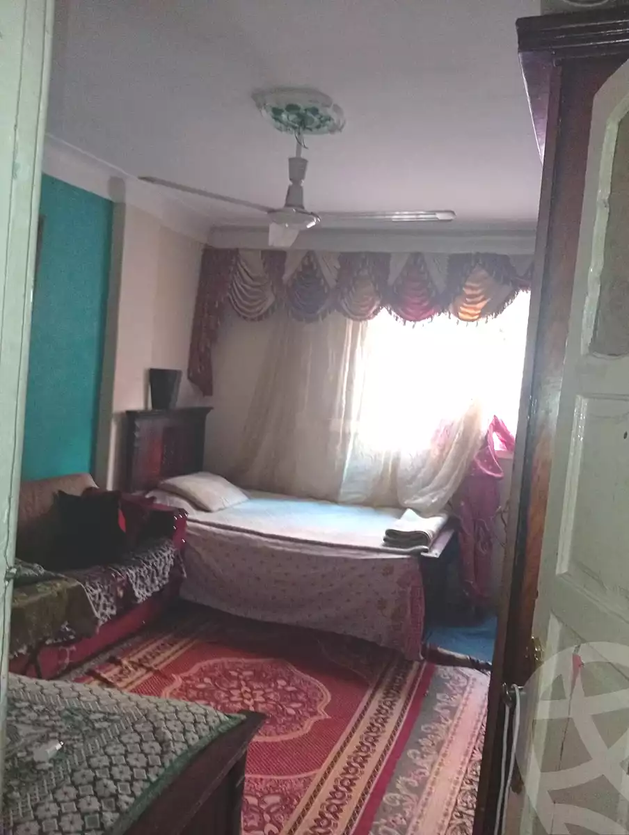 https://aqarmap.com.eg/ar/listing/7372829-for-sale-alexandria-alhadara-new-el-hadra