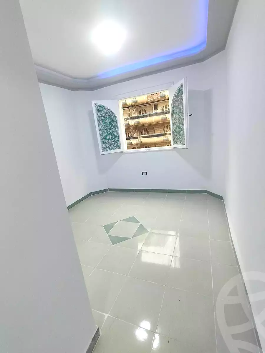 https://aqarmap.com.eg/ar/listing/7373046-for-sale-alexandria-al-agamy-shataa-el-nakheel