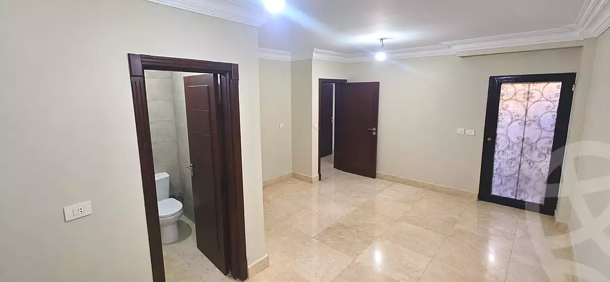 https://aqarmap.com.eg/en/listing/7373209-for-sale-cairo-new-cairo-lrhb-city-mtdd-lrhb-phase-8