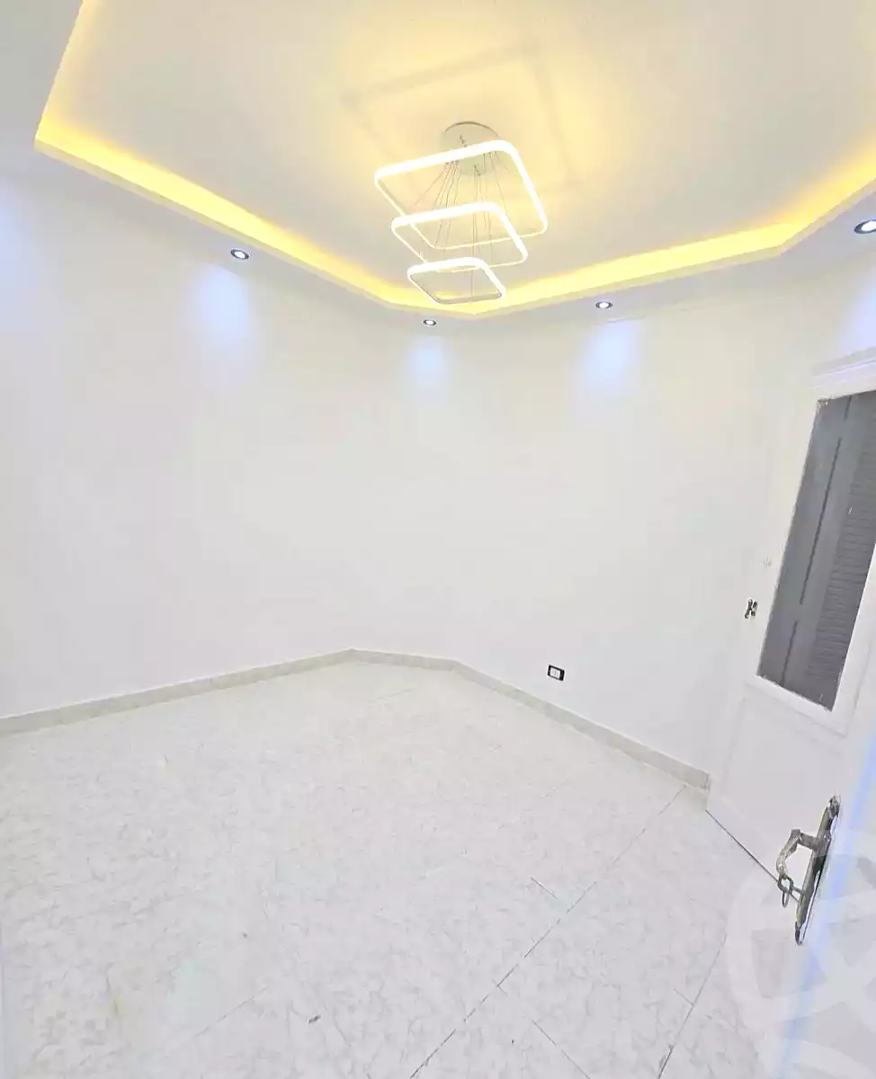 https://aqarmap.com.eg/ar/listing/7373457-for-sale-alexandria-al-agamy-shataa-el-nakheel-street-10
