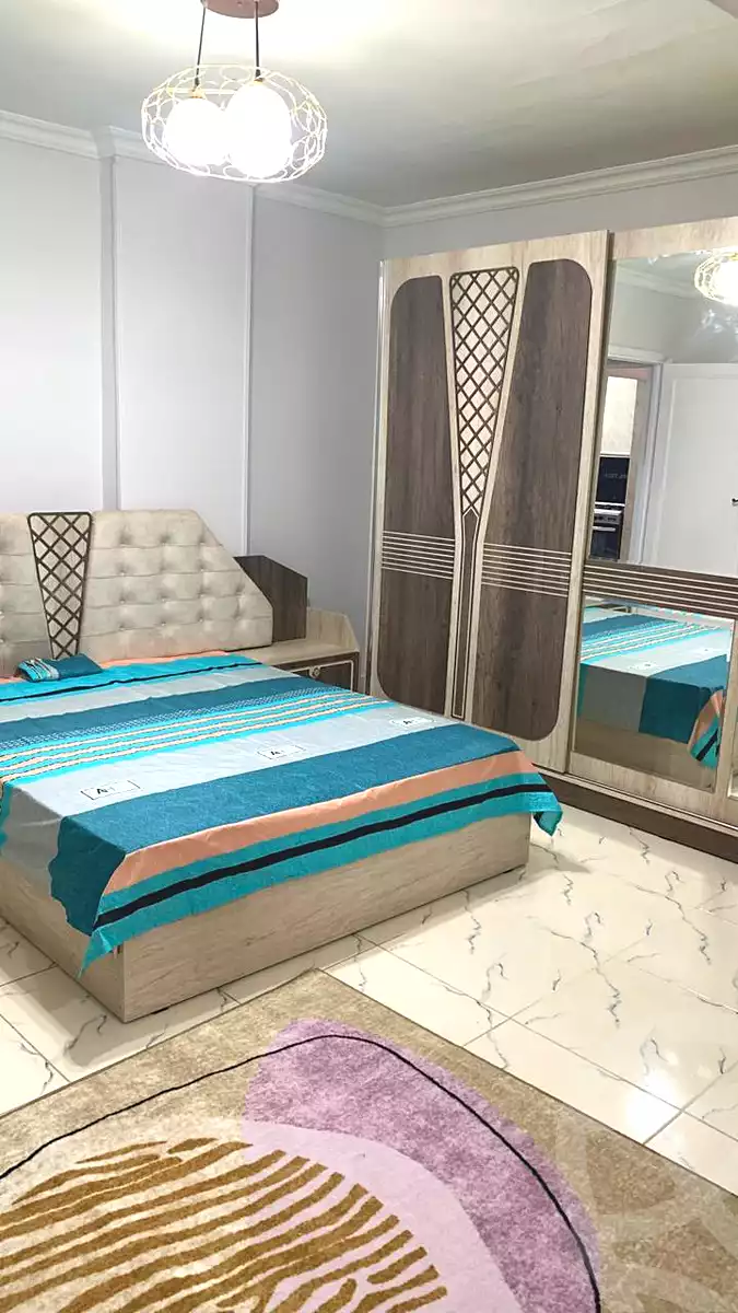 https://aqarmap.com.eg/ar/listing/7373797-for-rent-cairo-new-cairo-first-settlement-mhwr-mstfy-kml