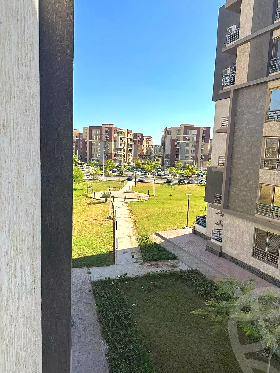 https://aqarmap.com.eg/ar/listing/7373841-for-sale-cairo-6th-of-october-compounds-jn-ktwbr