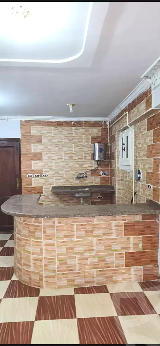 https://aqarmap.com.eg/ar/listing/7374666-for-sale-alexandria-al-agamy-bw-ywsf