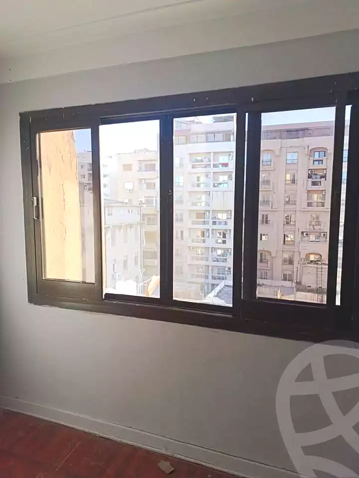 https://aqarmap.com.eg/ar/listing/7375097-for-rent-alexandria-kafr-abdo-khaleel-basha-st
