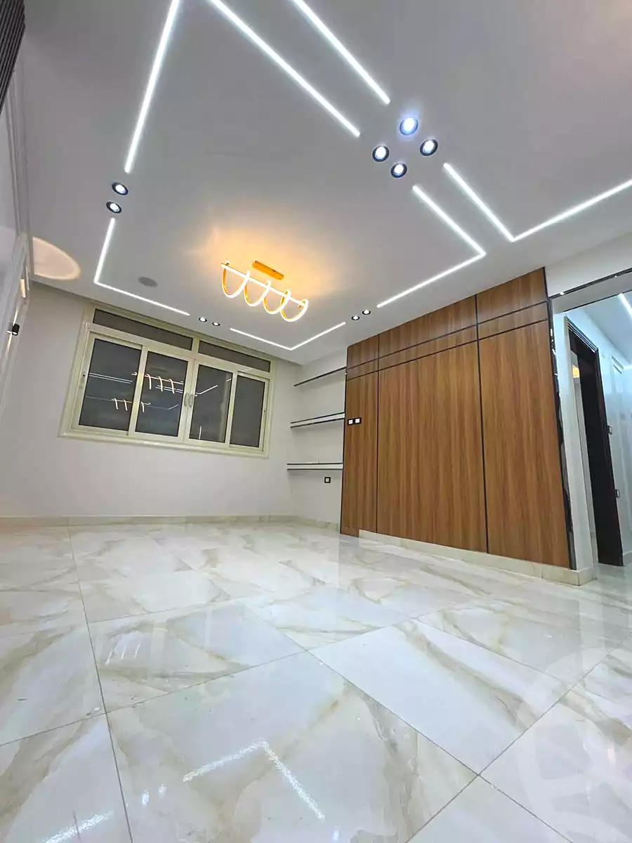 https://aqarmap.com.eg/ar/listing/7376000-for-sale-cairo-nozha-2-gesr-el-suez-st