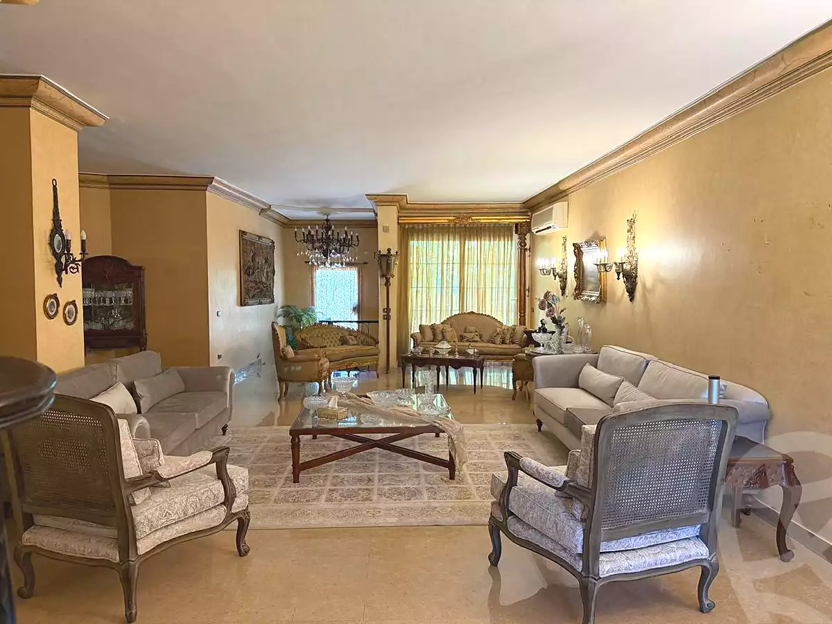 https://aqarmap.com.eg/en/listing/7376228-for-sale-cairo-el-shorouk-compounds-joudya-mall
