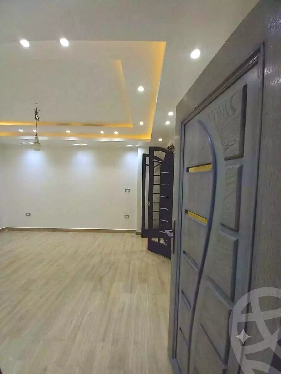 https://aqarmap.com.eg/en/listing/7376700-for-sale-alexandria-al-agamy-lbytsh-mohamed-el-fardi-st