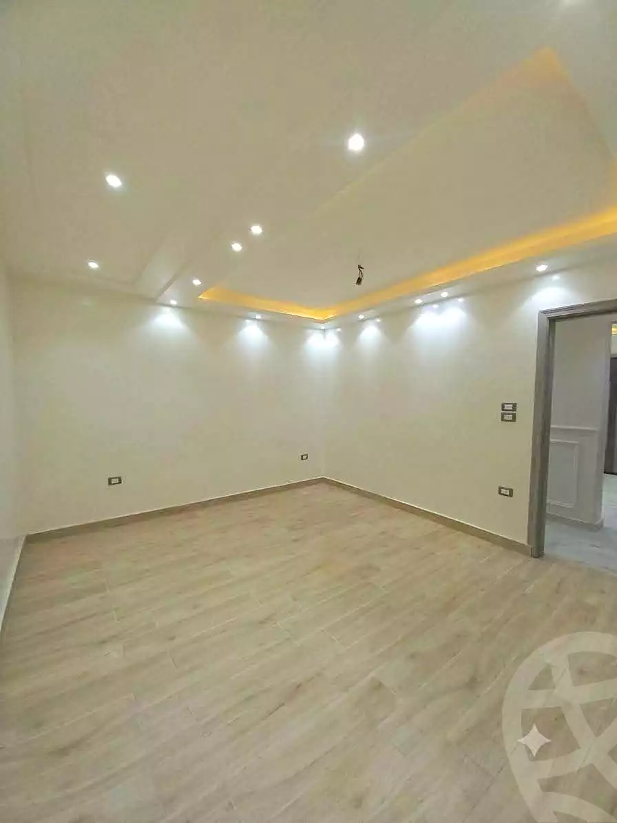 https://aqarmap.com.eg/en/listing/7376700-for-sale-alexandria-al-agamy-lbytsh-mohamed-el-fardi-st