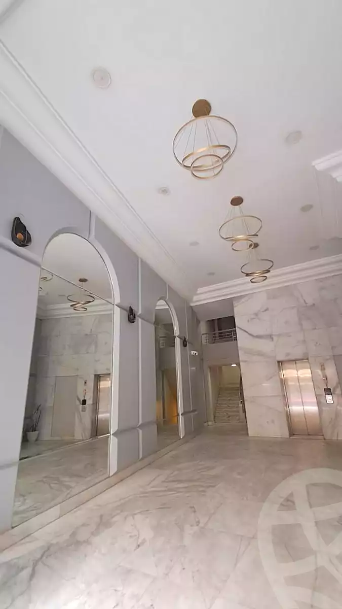https://aqarmap.com.eg/ar/listing/7377364-for-rent-cairo-el-maadi-compounds-rayhanah-plaza
