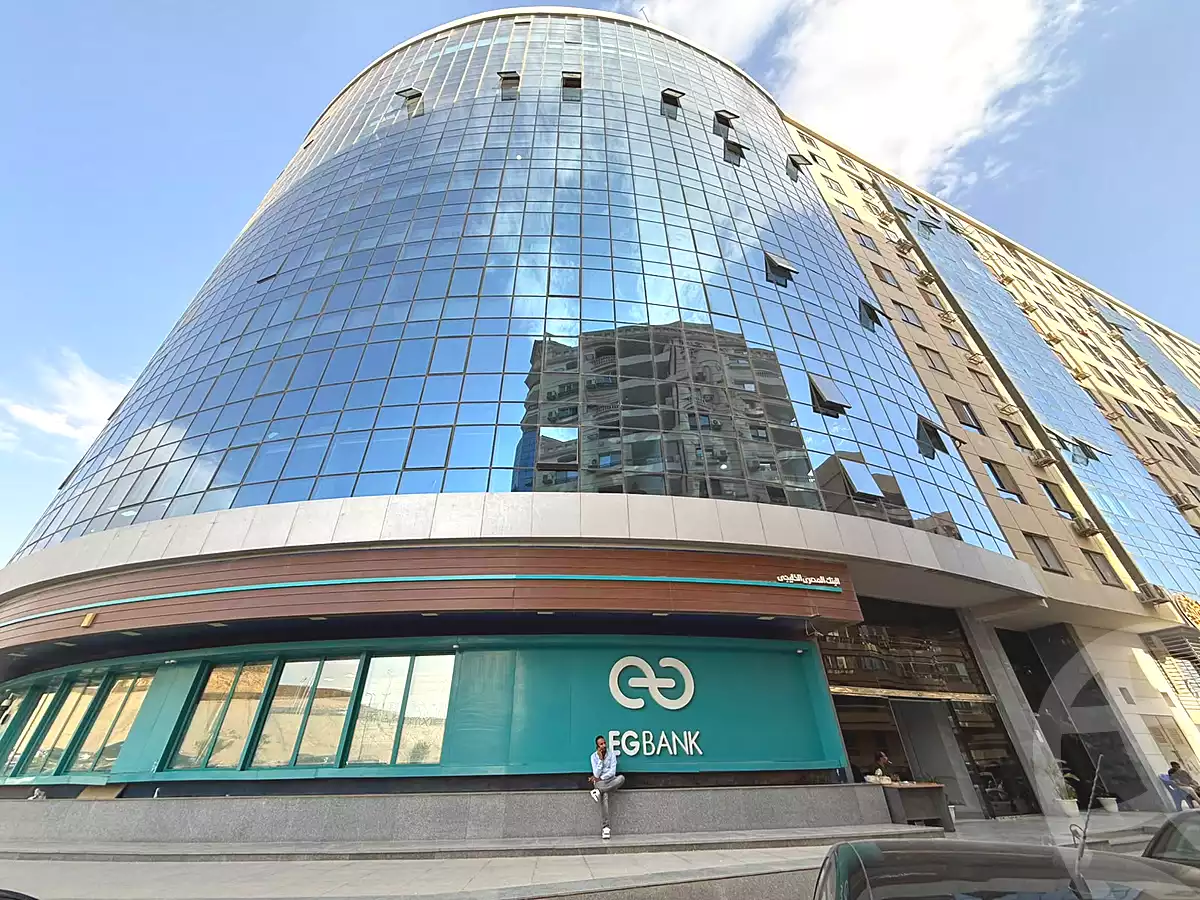 https://aqarmap.com.eg/ar/listing/7377364-for-rent-cairo-el-maadi-compounds-rayhanah-plaza