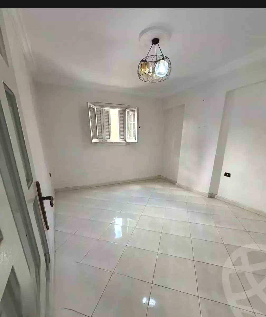https://aqarmap.com.eg/ar/listing/7377593-for-sale-alexandria-moharram-bey