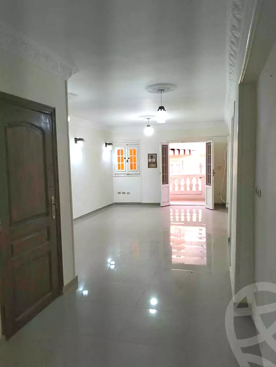 https://aqarmap.com.eg/ar/listing/7377956-for-sale-alexandria-al-agamy-lbytsh-bianchiii-el-bashwat-st