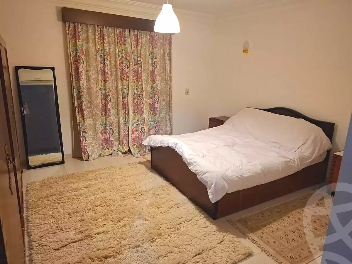 https://aqarmap.com.eg/ar/listing/7378640-for-sale-cairo-new-cairo-first-settlement-neighbourhood-3-ibn-wafed-st