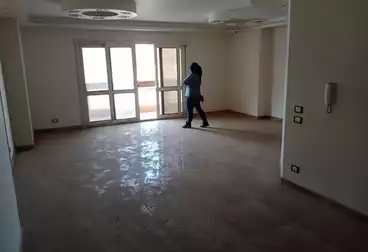 Apartments For rent - 3 rooms - floor 5