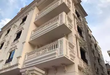 Apartments For sale - 4 rooms - floor 2