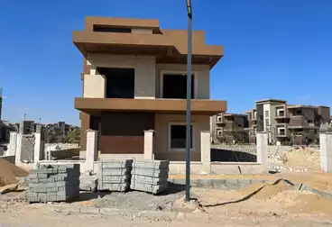 Villas For sale - 4 rooms