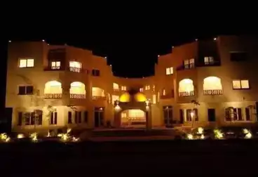 تجاري للبيع - 30 غرف