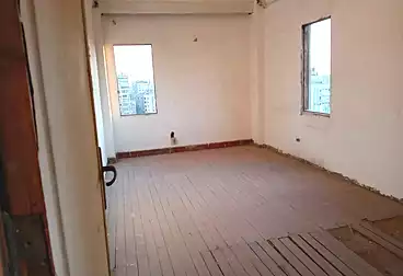 Apartments For sale - 3 rooms - floor 11