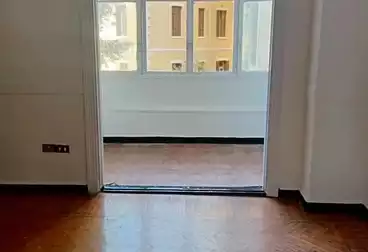 Apartments For rent - 2 rooms - floor 5
