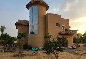 Separate Villa For sale in Evergreen Compound - Pyramids